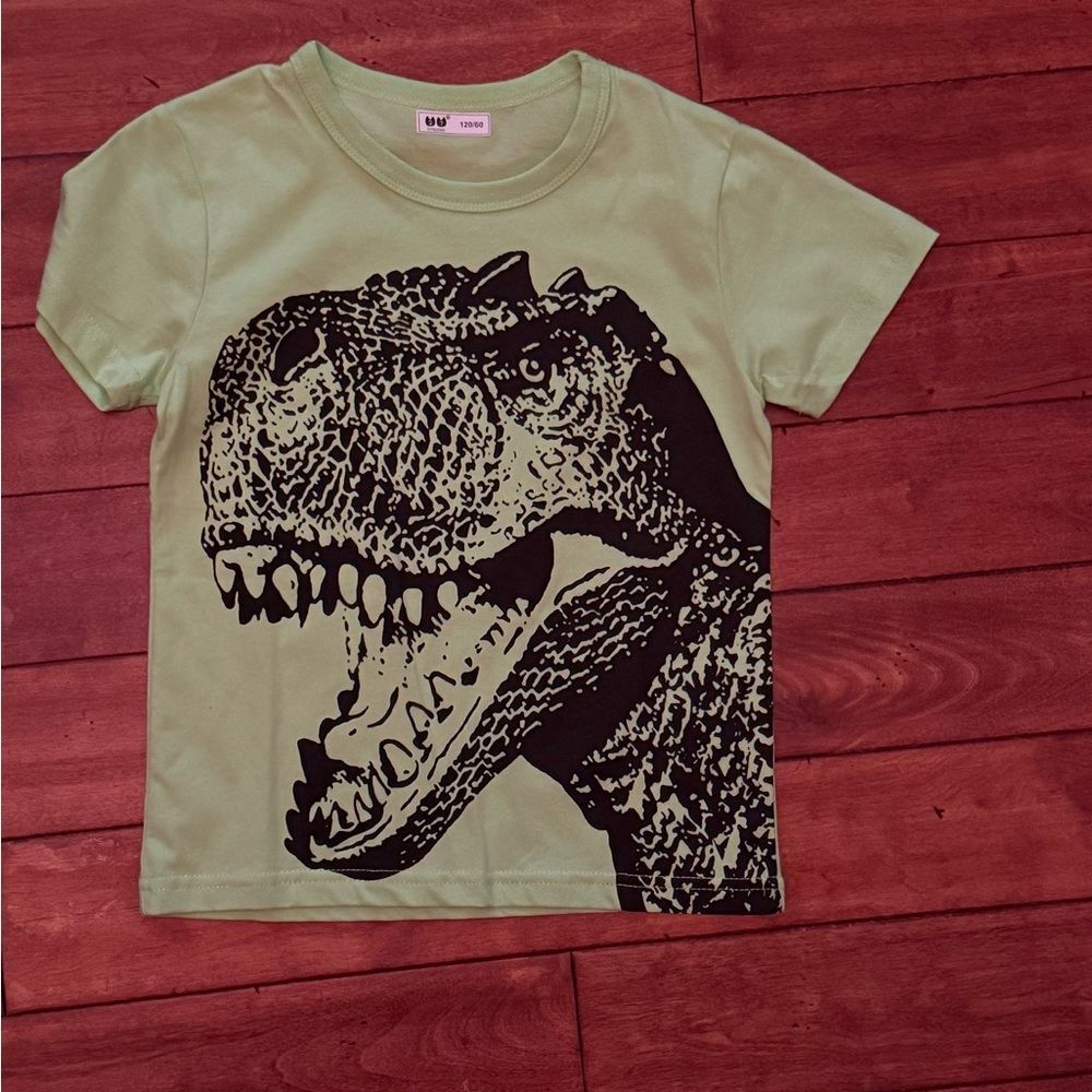 Roaring Dinosaur Graphic Tee - Light Green‎